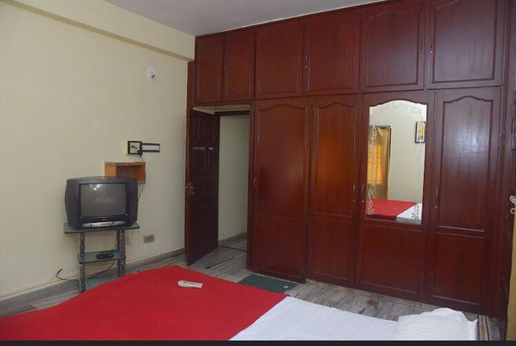 Padmavathi Family Guest House Визакхапатнам Екстериор снимка