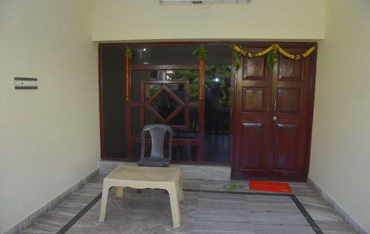 Padmavathi Family Guest House Визакхапатнам Екстериор снимка