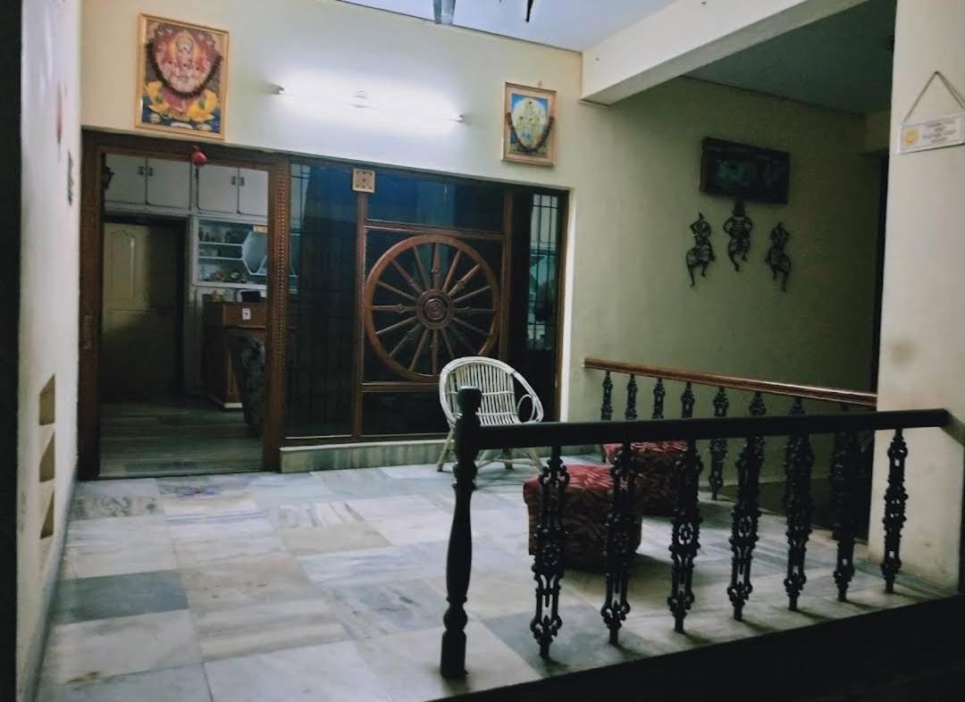 Padmavathi Family Guest House Визакхапатнам Екстериор снимка